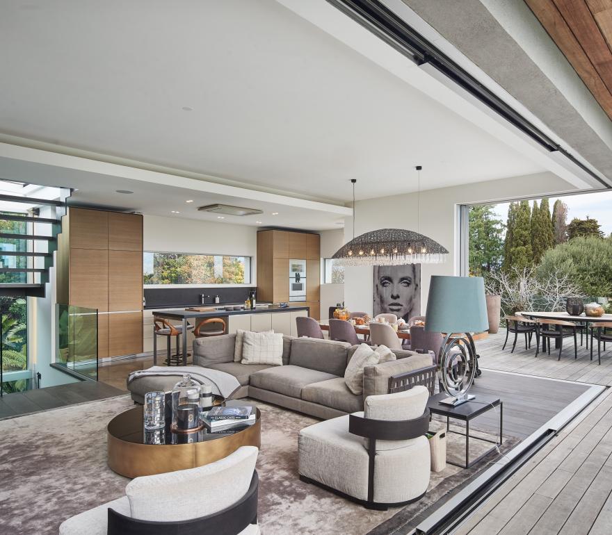7 Grand Salon