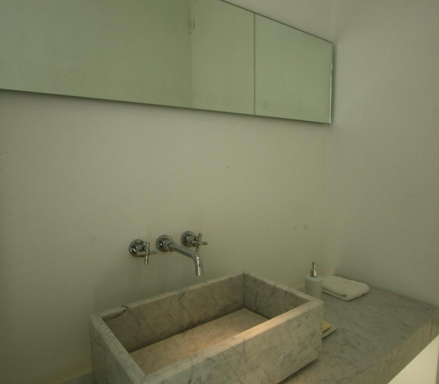 21 Vasque Wc Invits